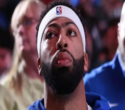 嚇壞了醫(yī)生！從未見過這樣的傷病，濃眉確實太脆了！