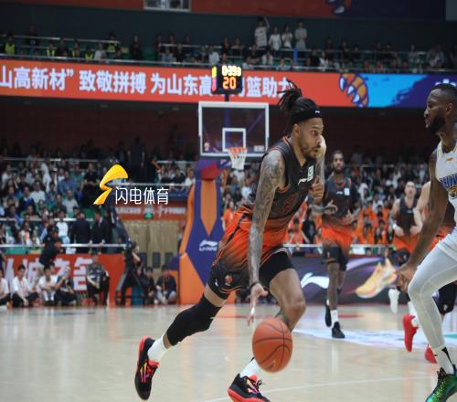 山東高速男籃不敵北京遭遇五連敗克里斯談失利：球隊(duì)需要正能量