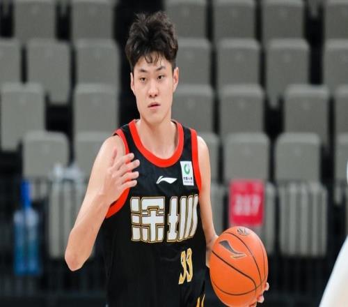 15連勝隊(duì)史第一！賀希寧30分深圳勝寧波王浩然21分史密斯準(zhǔn)三雙