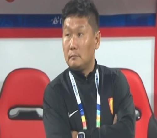 劉建業(yè)：我們的宗旨就是在保級的基礎(chǔ)上培養(yǎng)一些年輕球員