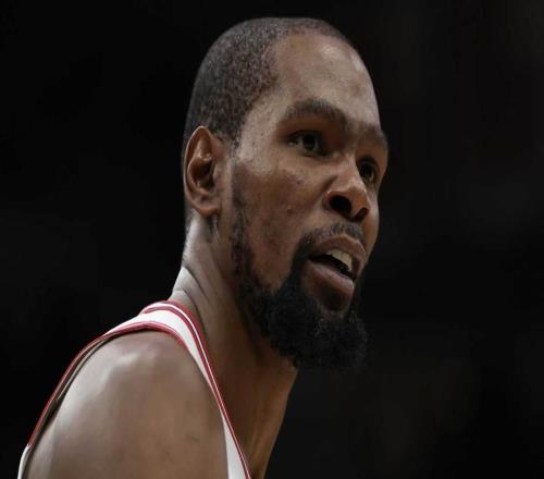 尷尬，杜蘭特自2023年以來就沒贏過一場季后賽比賽，能贏湖人隊(duì)嗎