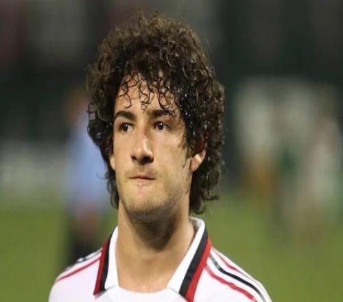 內斯塔丨米蘭當年對帕托訓練過度