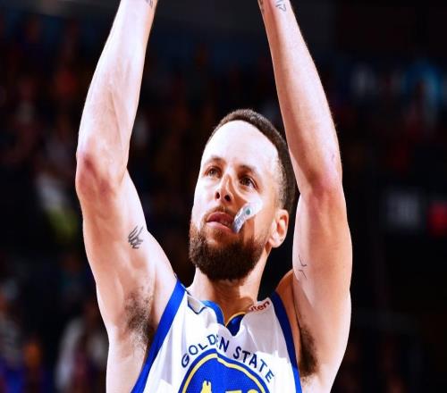 36分率隊(duì)淘汰勇士，兩人被驅(qū)逐！庫里低迷，科爾要離開了