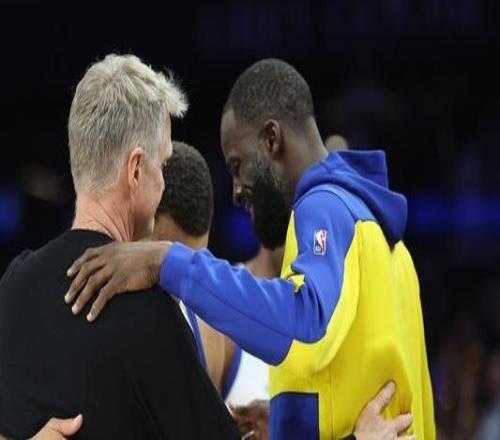 科尔：库里是所有体育项目中最具代表性的门面能执教他非常幸运