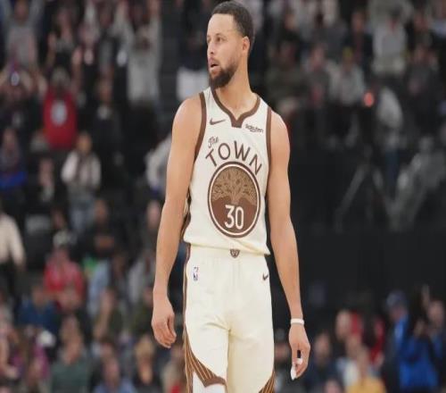 勇士休賽期：庫(kù)里格林科爾，誰(shuí)先離開