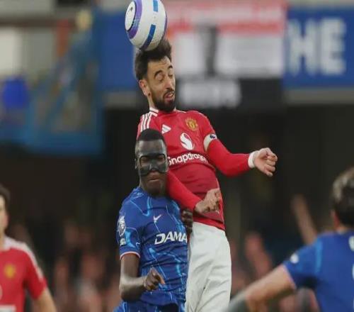 凌晨3點(diǎn)英超打響19億大戰(zhàn)！曼聯(lián)劍指雙殺穩(wěn)固前3核心對(duì)決