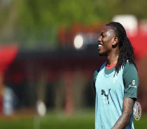 每體丨米蘭愿以5000萬(wàn)歐出售萊奧