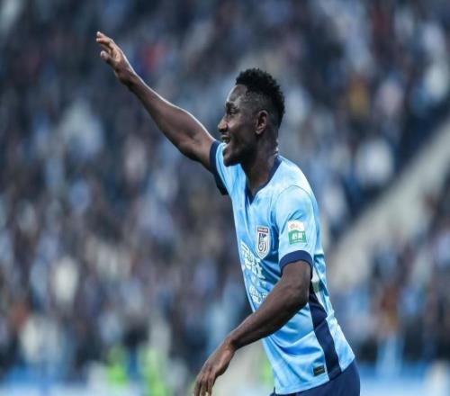 大連神奇大逆轉(zhuǎn)！豪取四連勝，6輪12分排第3，主場(chǎng)2戰(zhàn)河南全勝