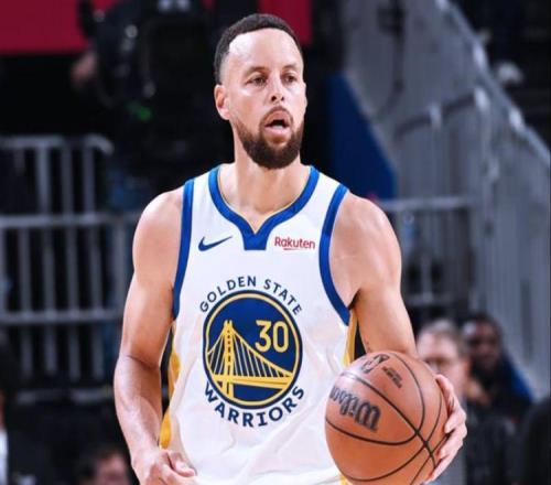 勇士完败！库里16中4布克两人驱逐，狄龙14中4，格林36+6追平纪录