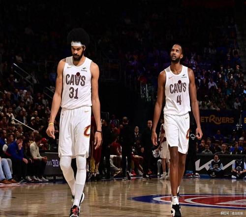 克利夫蘭騎士沖冠再添底牌！季后賽關鍵補強，深度全面升級