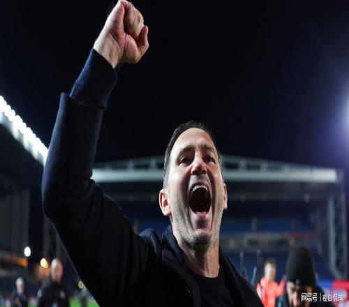 絕境逆風(fēng)翻盤(pán)！蘭帕德執(zhí)教封神，考文垂時(shí)隔25年重返英超