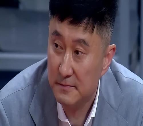 杜鋒復(fù)出就被福建逆轉(zhuǎn)！進(jìn)攻無強(qiáng)解點(diǎn)，三分狂鐵，內(nèi)線還被虐！