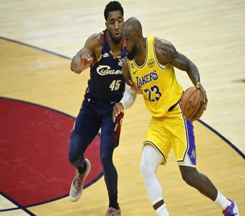 湖人傳聞：詹姆斯2隊(duì)友在對(duì)陣騎士的比賽后認(rèn)為他會(huì)在休賽期離隊(duì)