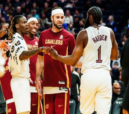 跳出合同+續(xù)約危機(jī)！騎士豪賭哈登，季后賽一輪游就重建