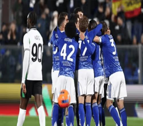 科莫爭四夢碎！薩索洛21掀翻黑馬，國米30狂飆奪冠倒計時