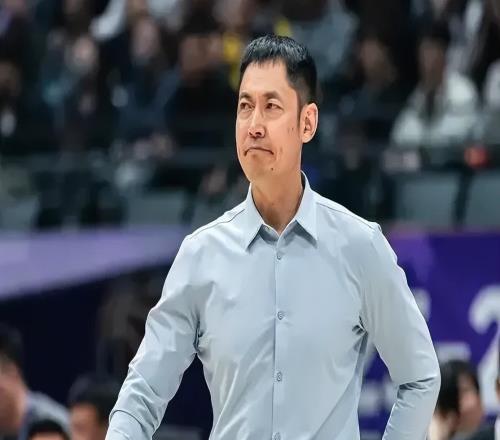 豪斯轟44分都帶不動(dòng)北控！張慶鵬與廖三寧帶隊(duì)崩盤，球迷失望了！