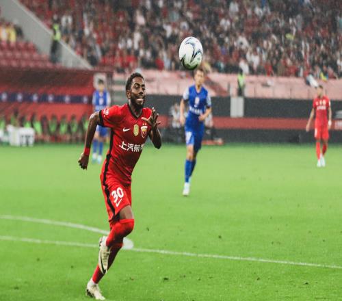 成都重慶領(lǐng)跑，傳統(tǒng)豪門紛紛掉隊，中超新格局成色如何