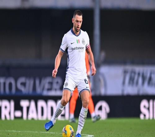 跟隊：國米不排除續(xù)約德弗賴本菲卡和奧林匹亞科斯已報價