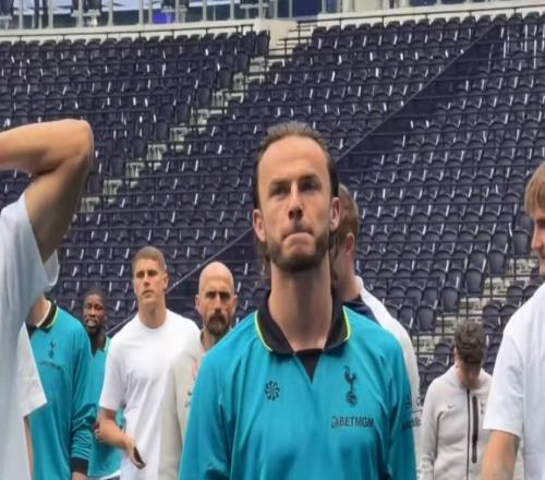 久違了，麥迪遜自去年5月以來(lái)首次進(jìn)入熱刺正式比賽名單