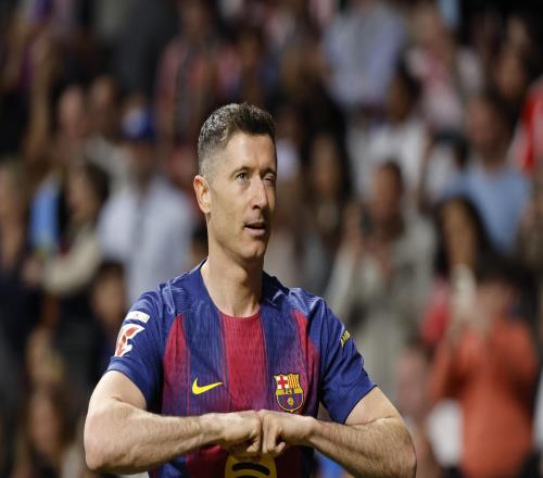 米體：萊萬經(jīng)紀(jì)人將與尤文高層會面，米蘭同樣在關(guān)注萊萬