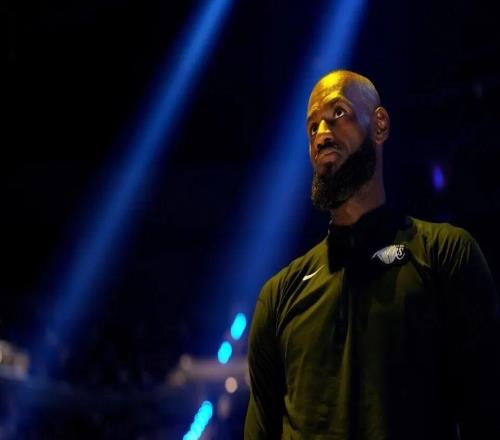 41歲依舊是聯(lián)盟天花板??！詹姆斯：打火箭還沒隊(duì)內(nèi)訓(xùn)練賽激烈