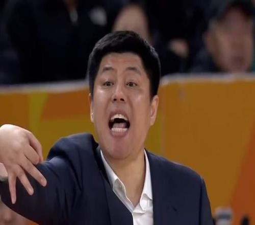 禁赛3场，罚款6万！CBA少帅为何遭重罚原因曝光，影响季后赛