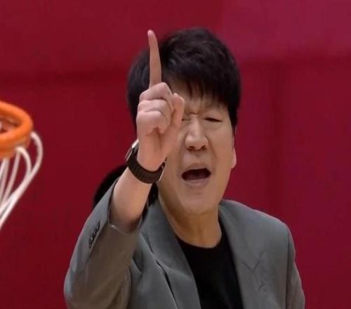 CBA今夜上演焦點戰(zhàn)：深圳主場沖16連勝鎖前3新小外援或迎首秀