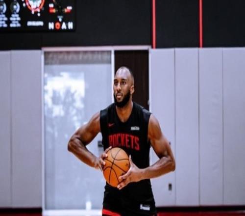 杜兰特缺阵，火箭被动变阵！阿门改打新位置，谢泼德化身持球核心