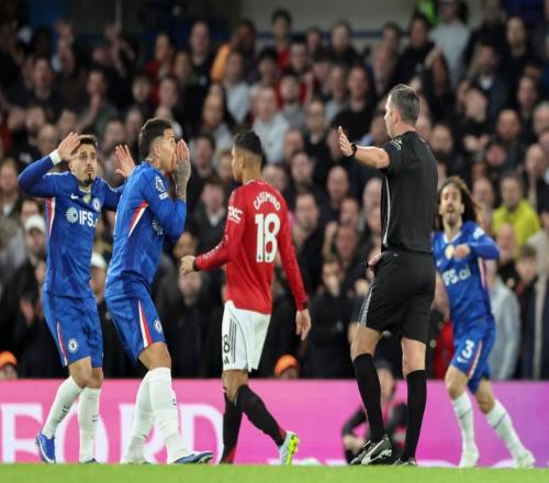 01！切爾西轟然倒下，慘遭曼聯(lián)雙殺，聯(lián)賽遭遇4連敗