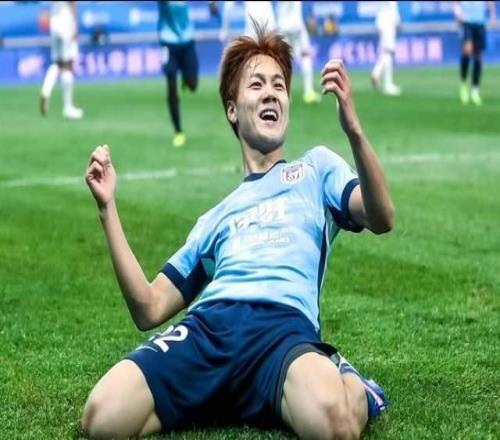 邵佳一昨晚最大發(fā)現(xiàn)：毛偉杰1數(shù)據(jù)成中超前十唯一中國(guó)人！