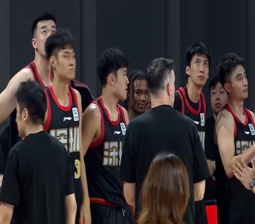 隨著山東終結(jié)深圳15連勝廣廈翻盤北控北京逆轉(zhuǎn)青島CBA排名大變