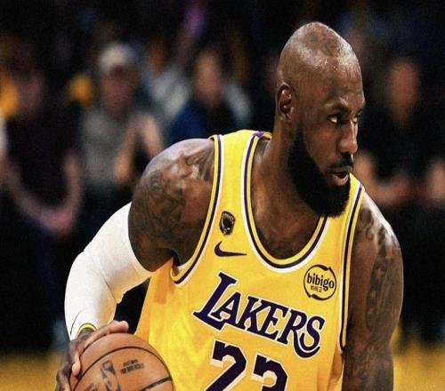 詹姆斯：最重要的是心態(tài)平穩(wěn)，系列賽很漫長我不想透露比賽計(jì)劃