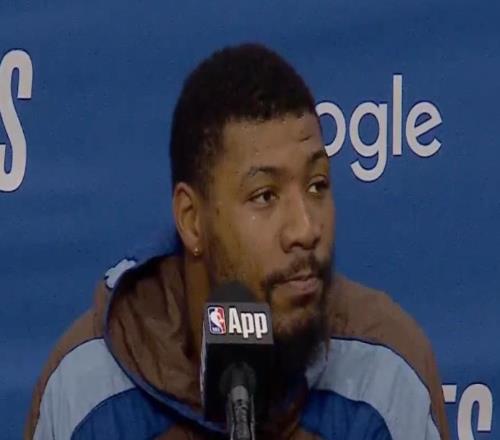 斯馬特：詹姆斯體現(xiàn)了自己作為領(lǐng)袖的偉大，他提升了我們所有人