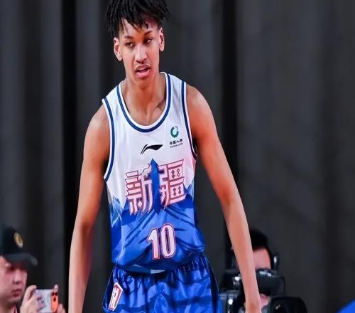 新疆打出最理想形態(tài)！大小外齊爆，齊麟+2小將拾巔峰，看著就爽！