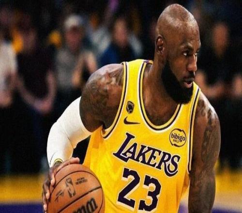 詹姆斯19分13助，肯納德27分！湖人10798火箭，季后賽開門紅