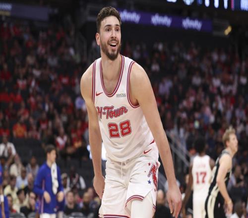 火箭不敵湖人，卻有唯一亮點(diǎn)！替補(bǔ)前鋒7中7砍16+10，該首發(fā)出戰(zhàn)