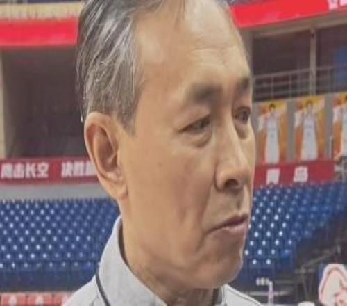 許利民談新外援：不管誰來都是幫助球隊(duì)，我們不會(huì)過度依賴他