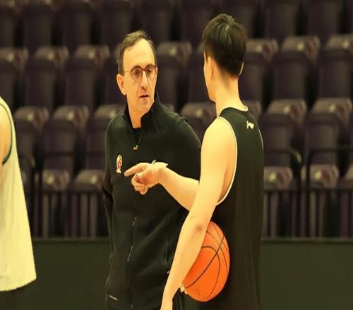 遼滬二番戰(zhàn)機(jī)不可失！趙繼偉率隊PK兩位前隊友，內(nèi)外開花方能取勝