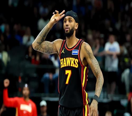 露餡了！沃克17中6遠(yuǎn)遜34歲老將美球迷瘋狂吐槽被高估MIP要丟