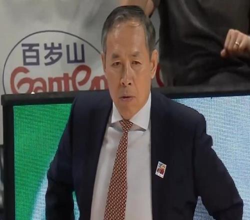 北京vs青島前瞻：許利民手握坐穩(wěn)前4機(jī)會(huì)青島新外援或成最大變數(shù)