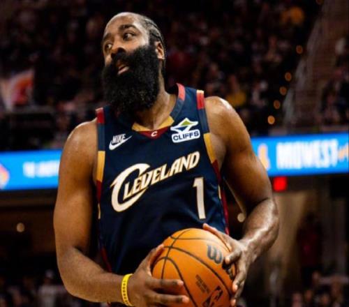 騎士10猛龍！哈登承認錯誤，米切爾重點提到一人，湖人舊將拉胯