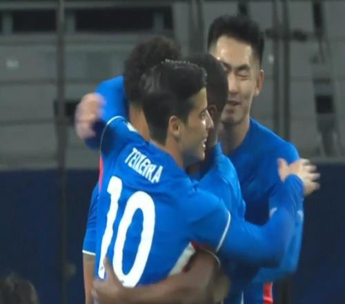 4胜2平，10分开局的申花目前已经排名所有扣分球队第一