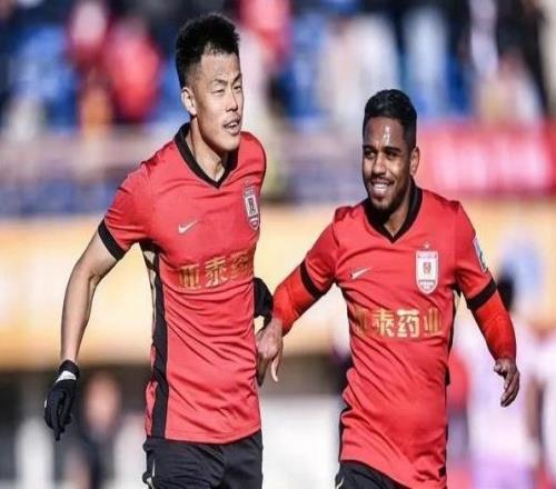 中甲聯(lián)賽長春亞泰客場31力克佛山南獅豪取三連勝