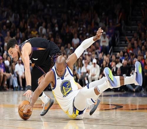 面對快船完成大爆發(fā)，但面對太陽勇士內(nèi)線老將也就只能吃癟了