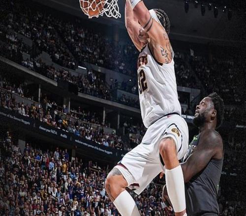 拒爆冷！西部豪強(qiáng)12分大逆轉(zhuǎn)：全隊(duì)狂罰33球，約基奇轟25+13+11