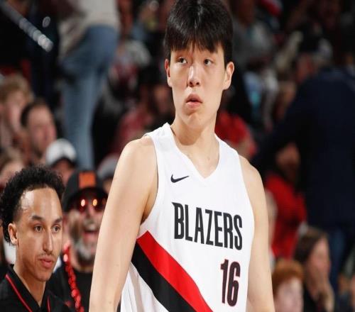 末節(jié)登場，楊瀚森成為NBA歷史第五位在季后賽出戰(zhàn)的中國球員