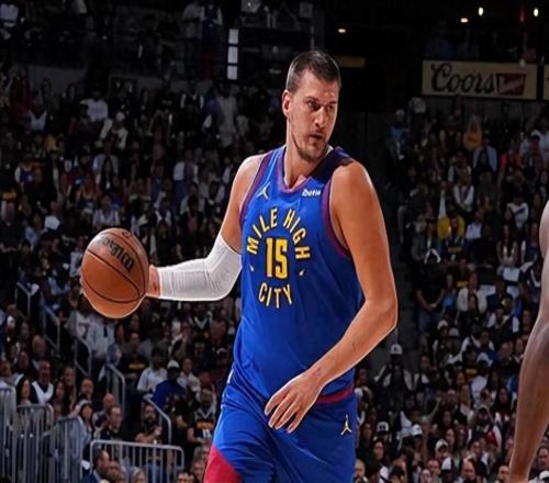 現(xiàn)役巨星30分賽季數(shù)：約基奇?zhèn)惣{德0，庫里2，哈登3，第一很意外