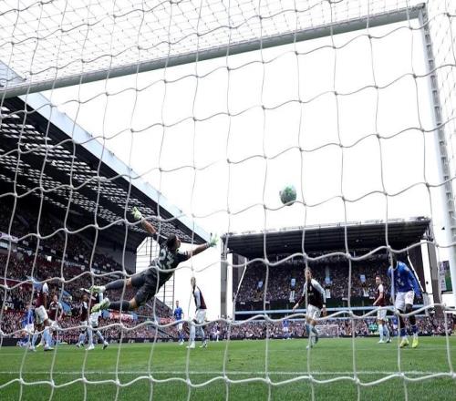 維拉公園翻新計(jì)劃：英超中小球隊(duì)的基建軍備競(jìng)賽