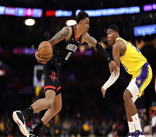 第一節(jié)豪取8分結果火箭鋒線新星在比賽后三節(jié)加起來只得了8分