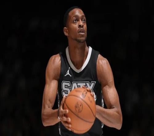 馬刺化學反應(yīng)拉滿！文班亞馬當核，其余球員主導防守與串聯(lián)！